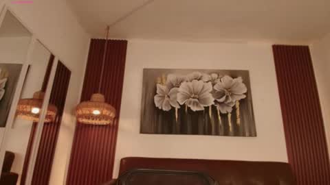 Snapshot of hilaryebony_ chatting on May 16, 7:45 pm - 29p online show from May 16, 7:45 pm