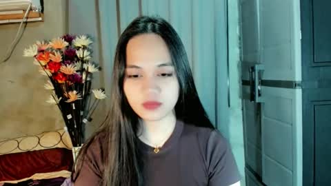 hilarymolly online show from March 25, 3:12 am