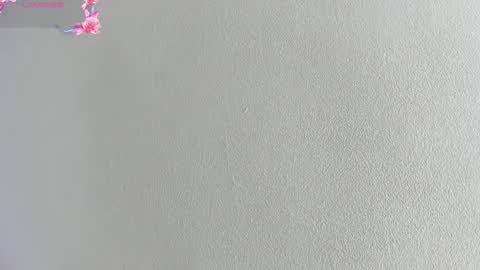 Hilary Thomsom online show from February 27, 12:27 pm