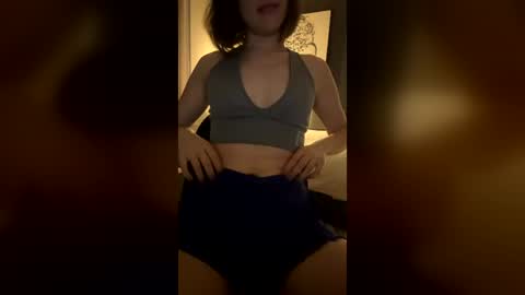 Hilda Valentine online show from August 5, 7:49 pm