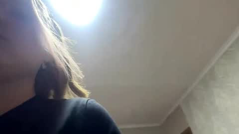 Julia online show from May 4, 2:24 pm