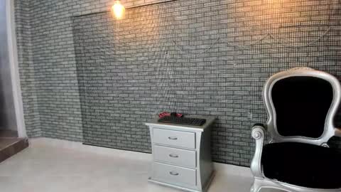 Hillary  online show from March 14, 1:23 am