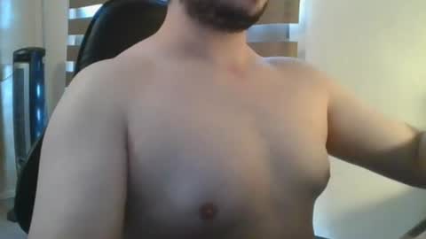 Snapshot of himbo_fox chatting on July 23, 11:46 pm Himbo fox online show from July 23, 11:46 pm