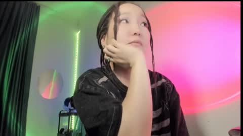 Call me Jenny online show from February 7, 6:14 am