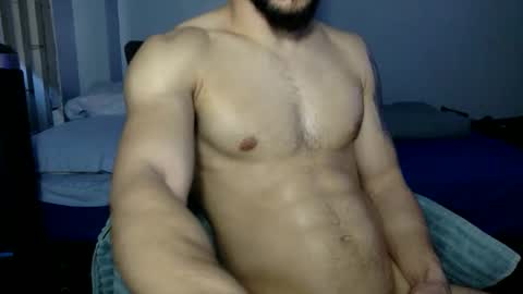 himmynuetronn online show from March 17, 9:07 pm