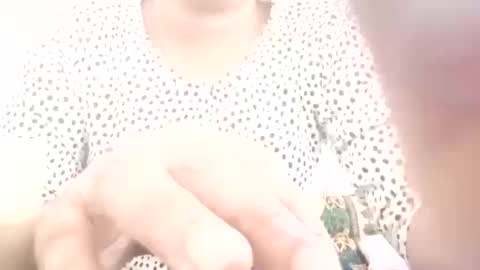 himuhimu22 online show from February 3, 5:29 am