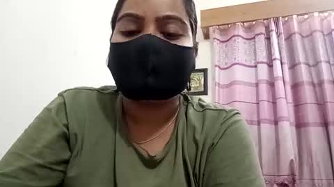 himuhimu22 online show from October 24, 2:24 pm