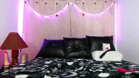 Angel online show from February 11, 10:07 pm