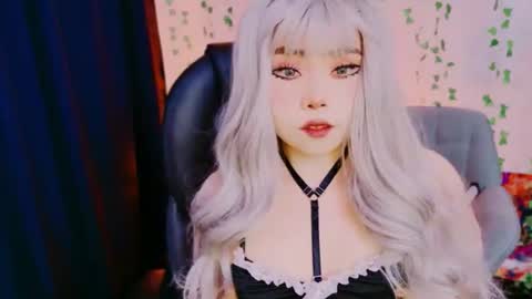Snapshot of hinata1_chan chatting on August 9, 7:13 am Hinata online show from August 9, 7:13 am