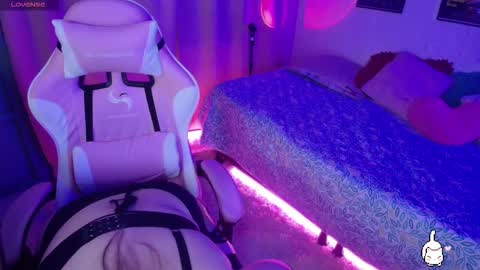 violet moon online show from September 23, 7:44 am