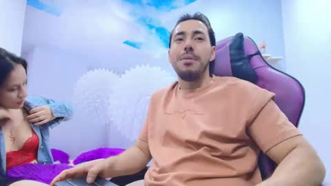 Snapshot of hinataii chatting on February 6, 1:43 am hinataii online show from February 6, 1:43 am