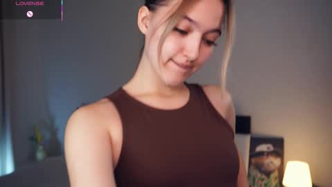 Leya Day Mary Night   PvT Open online show from September 12, 7:03 pm