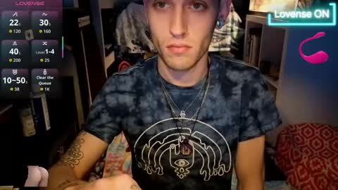 hippie_luver online show from April 13, 5:57 am