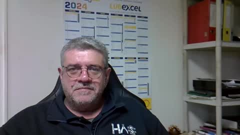 hippo online show from December 13, 12:28 pm