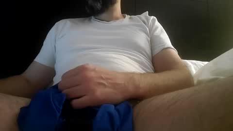 Snapshot of hippopotamus7 chatting on December 2, 4:42 am hippopotamus7 online show from December 2, 4:42 am