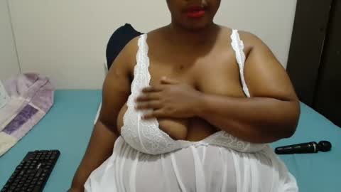 hips2sexy online show from December 27, 7:24 pm