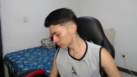 Hisokax online show from April 22, 2:47 am