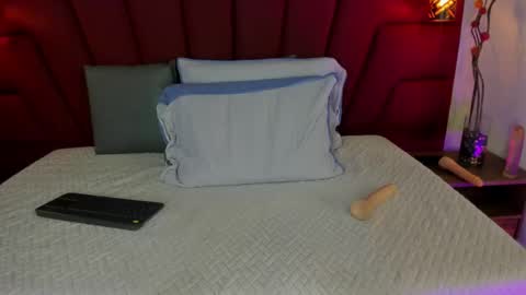 Snapshot of hisoka_0 chatting on September 19, 5:46 pm Hisoka online show from September 19, 5:46 pm