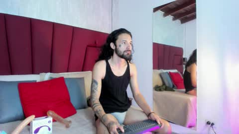 Snapshot of hisoka_0 chatting on November 18, 1:00 am Hisoka online show from November 18, 1:00 am