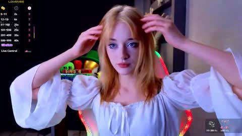 Ella online show from September 18, 4:42 pm