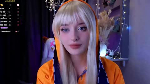 Snapshot of hisoka__akerley chatting on May 16, 7:23 pm Ella online show from May 16, 7:23 pm