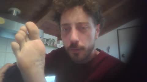 hitmenoww online show from April 12, 8:52 am