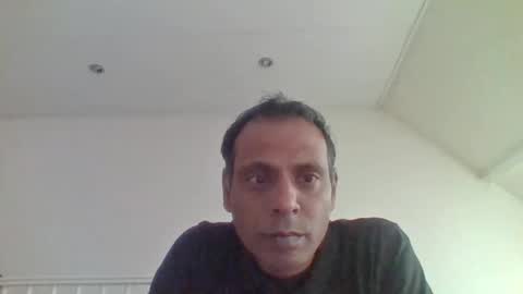 Snapshot of hkrobby chatting on February 1, 10:37 am robbyr online show from February 1, 10:37 am
