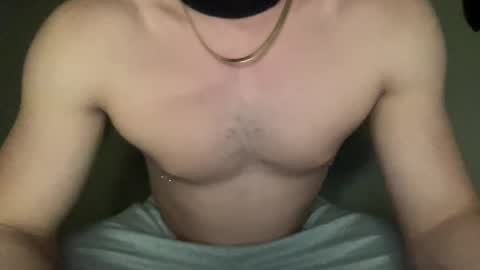 Hngitaltwnk online show from March 10, 2:27 am