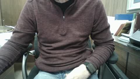 Snapshot of hnic9999 chatting on December 6, 10:41 pm Nick online show from December 6, 10:41 pm