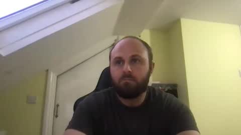 hockeyboy230425 online show from December 14, 7:58 am