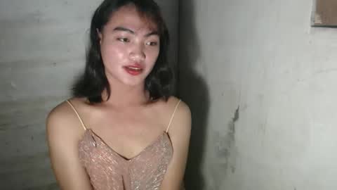 Snapshot of hoelyixia chatting on December 2, 10:05 pm Ixia3 online show from December 2, 10:05 pm