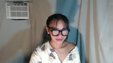 Karrie3 online show from December 2, 2:12 pm