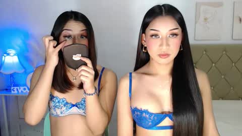 Snapshot of hoelymorri chatting on December 1, 2:11 pm Hoelymorri online show from December 1, 2:11 pm