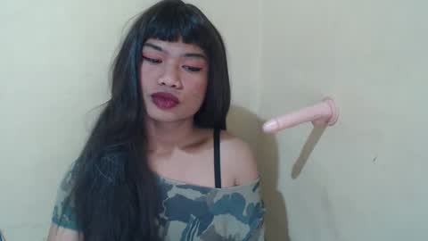 Snapshot of hoelyrafaela chatting on April 26, 11:08 am Rafaela3 online show from April 26, 11:08 am