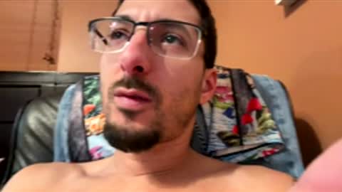 hoeskii online show from November 28, 6:49 am