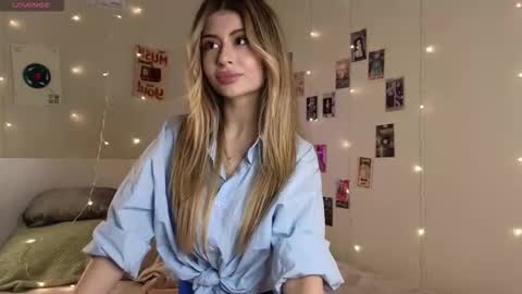 Moni Monica online show from September 18, 8:05 am