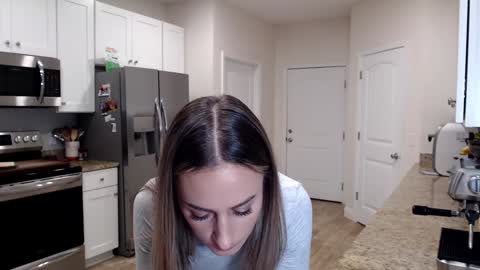 Holi Hurricane online show from January 10, 2:57 am