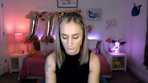 Holi Hurricane online show from February 20, 4:28 am