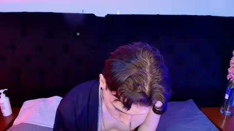 Holland online show from March 28, 3:55 pm