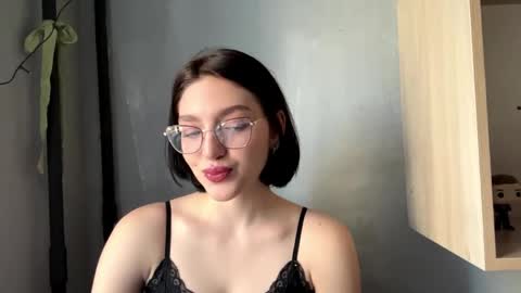 Sofia online show from April 4, 5:16 am