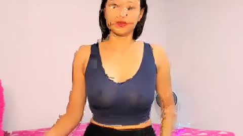holly... online show from June 12, 4:06 pm