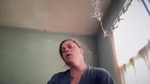 Hollys Drive threw Side Of CB. online show from November 6, 4:19 pm