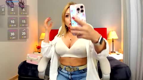 Holly Madisson online show from November 10, 12:48 pm