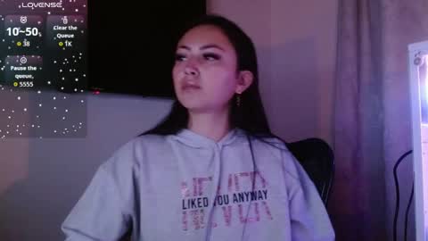 Holly online show from April 22, 5:21 am