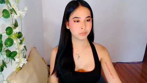 YOUR GODDESS CLARITA online show from December 3, 6:10 am