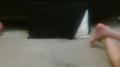 Holly Hawkes online show from January 7, 7:05 pm