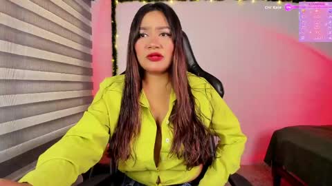 Molly online show from April 24, 4:31 pm