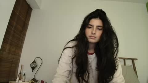 hollyshit_ online show from April 26, 1:36 am