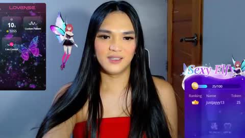 Snapshot of hollywoodbitch chatting on December 30, 9:27 am Isabella Marie online show from December 30, 9:27 am