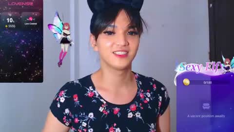 Snapshot of hollywoodbitch chatting on July 23, 1:58 am Isabella Marie online show from July 23, 1:58 am